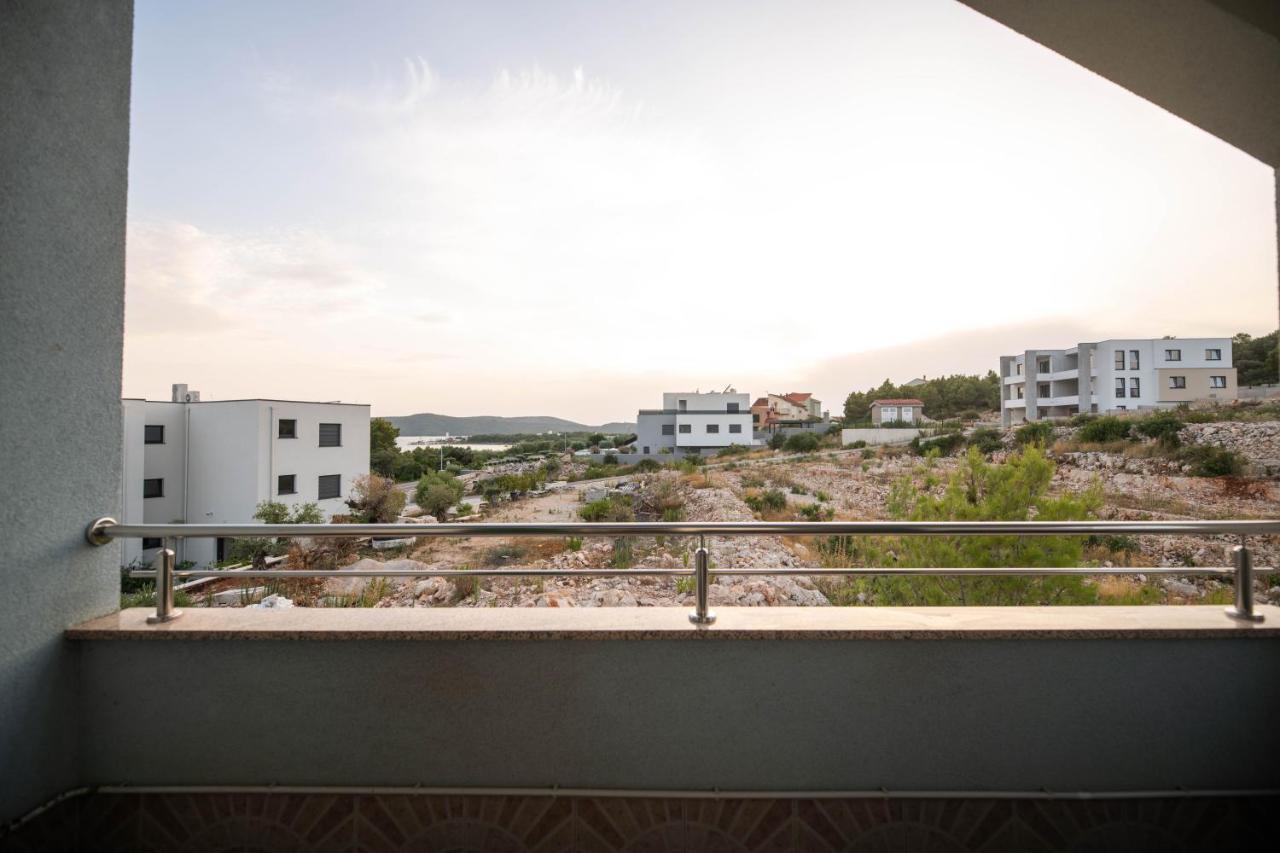 Sunny Beach Apartments Šibenik Extérieur photo